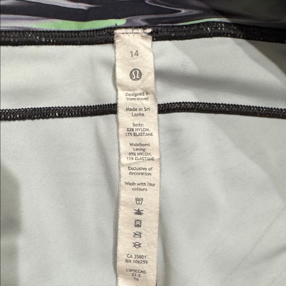 Pre Owned Lululemon Black Patterned Leggings And … - image 7